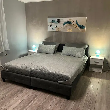 Pensionat House Bahamas 3*