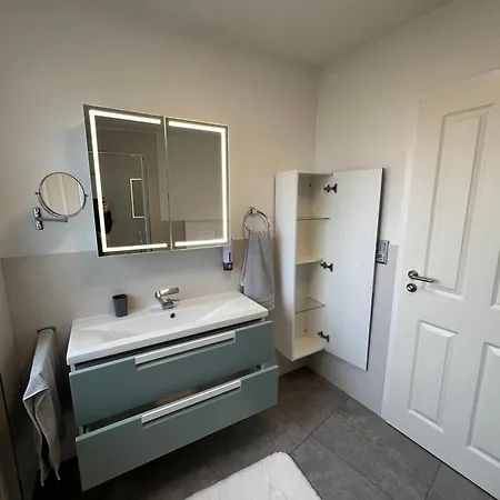 בית הארחה House Bahamas