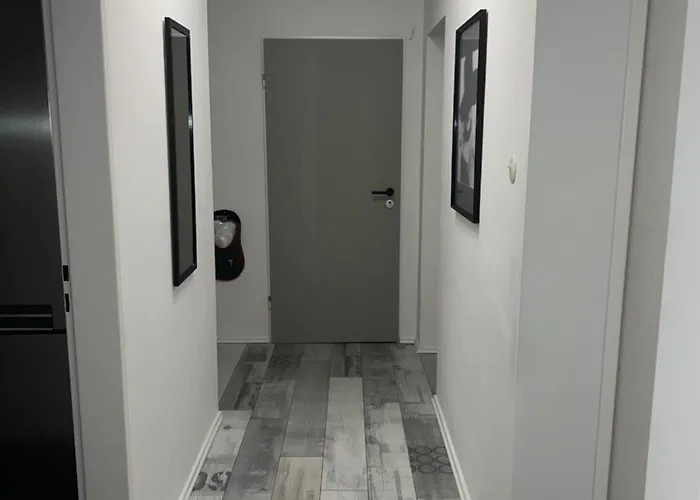 House Bahamas בית הארחה 3*