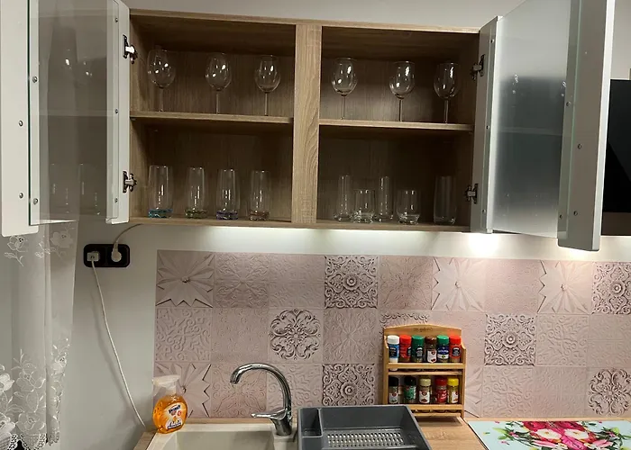 בית הארחה House Bahamas 3*